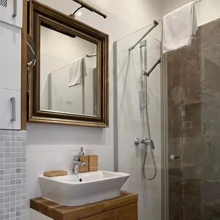 Apartament Sun & Snow Klasztorna 8 Poznań